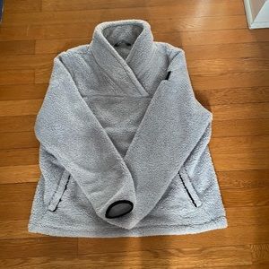 Women’s North Face Campshire Pullover